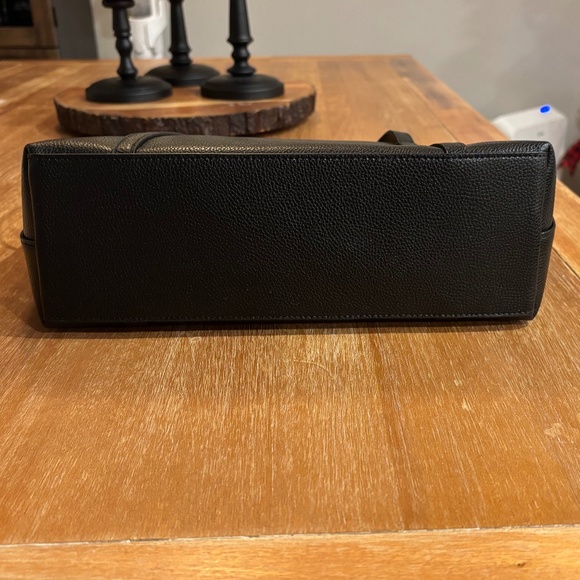 Monorow Sara Black Leather East West Shoulder Bag - Picture 8 of 14